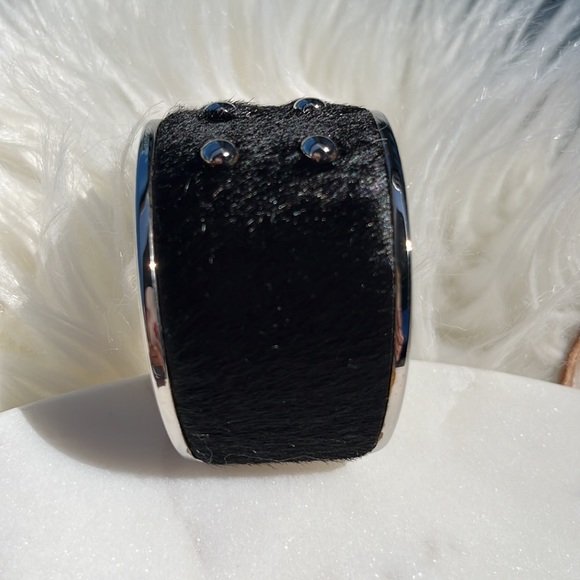 Authentic TOD’S Studded Cuff Bracelet ~ in Black Pony Hair (Calf Hair) - Picture 5 of 14